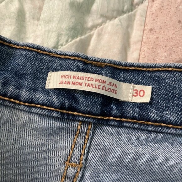 Levi's High Waisted Mom Jeans Womens 30 Blue Vintage Inspired 80s 90s Classic - Picture 4 of 11